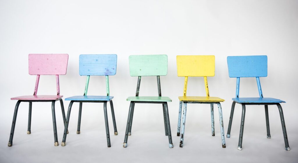 sillas colores